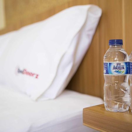 Reddoorz Near Tegalega Park Hotel Бандунг Екстериор снимка